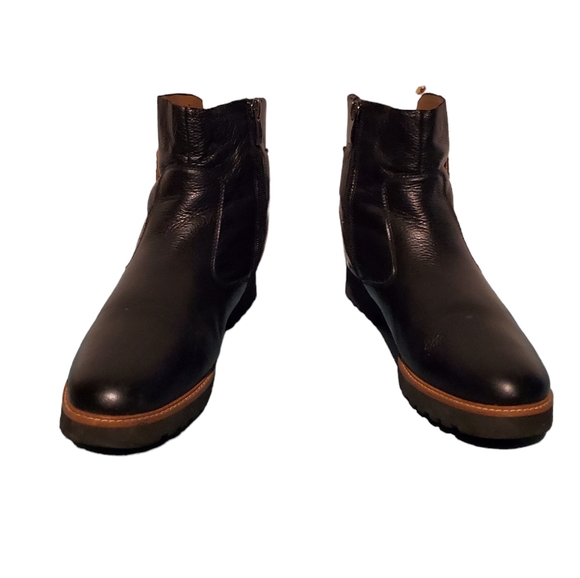 Franco Sarto Sleek Black Leather Zip-Up Moto Ankle Boots Women's Size 9.5M - Picture 4 of 9